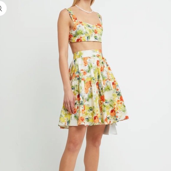 O.P.T Reese Set Crop Top High Waist Skirt Tropical Vaca Floral Watercolor XS NWT - Picture 6 of 8